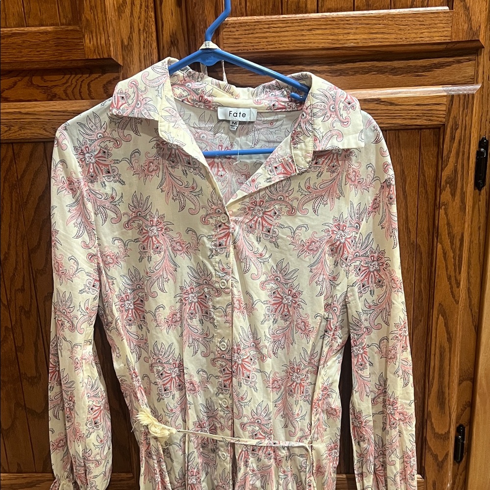 Fate Pink and Cream Paisley Dress LS size medium - Picture 3 of 8